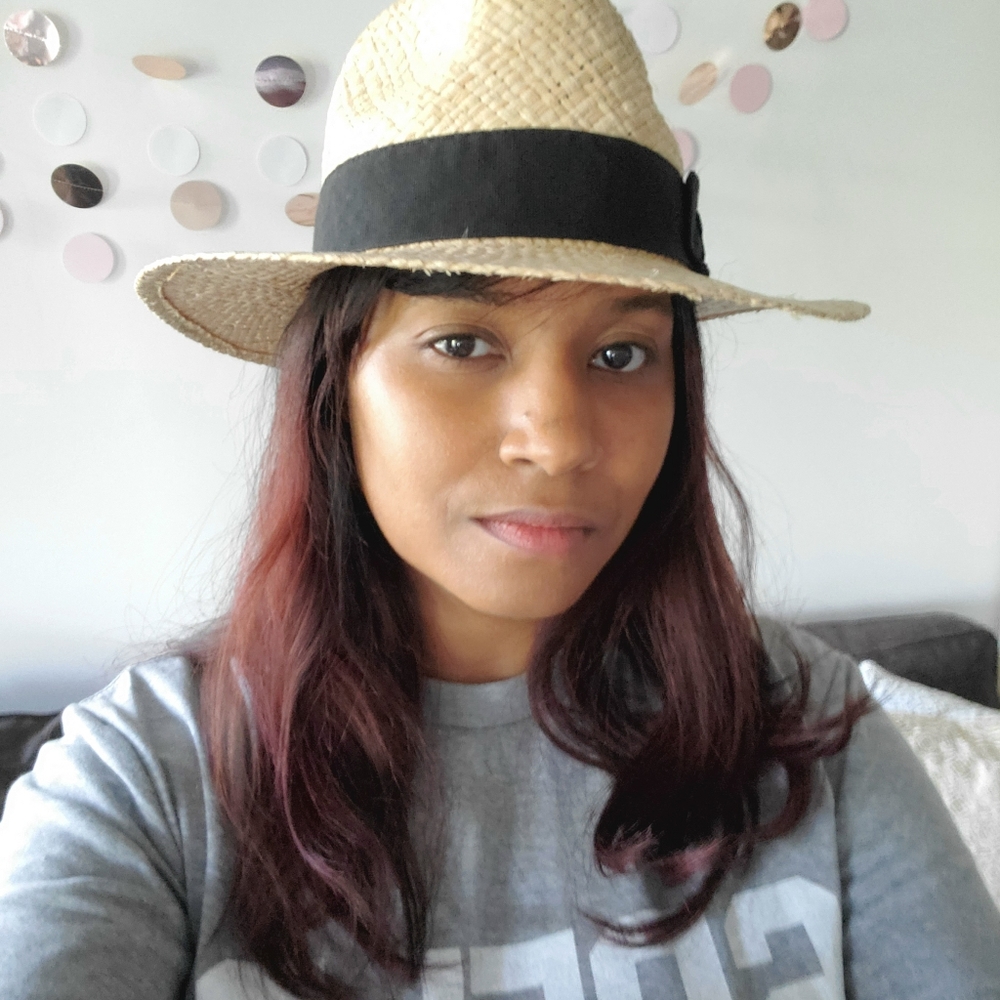 Meet your Posher, Tahira